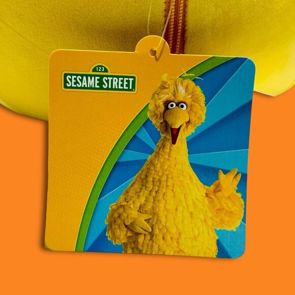 Sesame Street Big Bird Adult Snugible 2-in-1 Blanket Hoodie & Pillow! NEW! - Picture 7 of 8